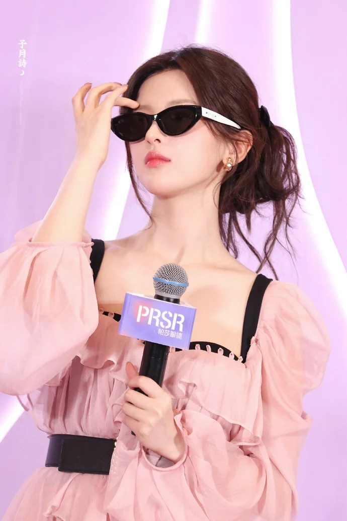 美女直播热门主播